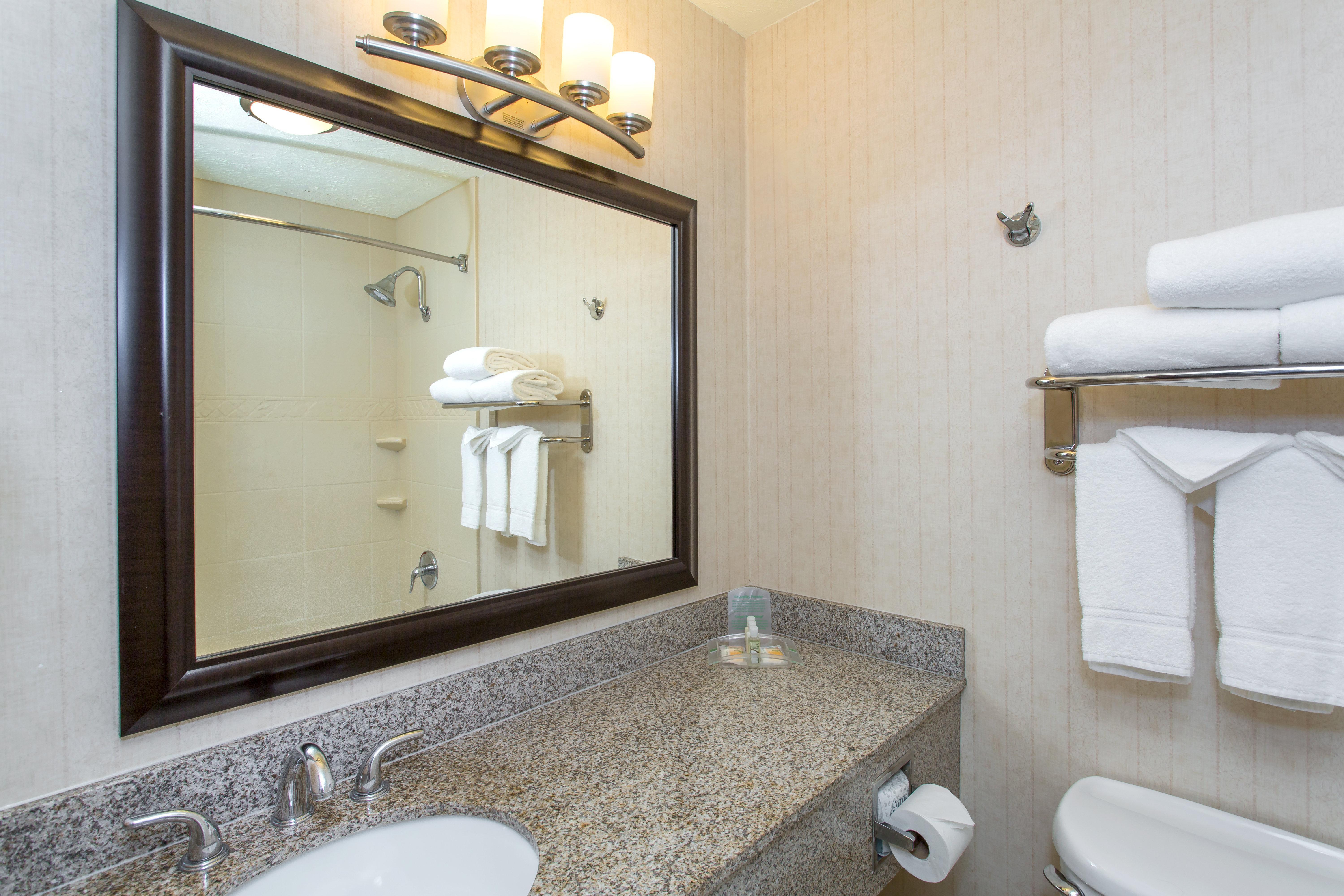 Holiday Inn Bloomington-University Area By Ihg Екстериор снимка