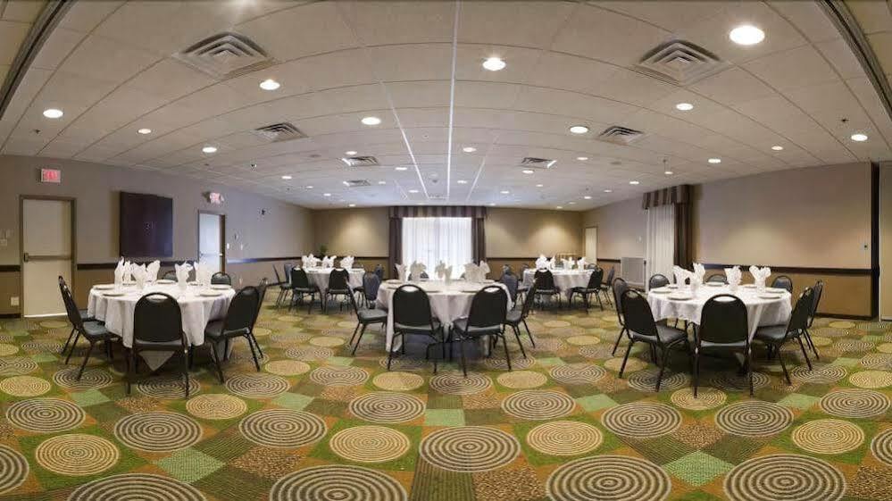 Holiday Inn Bloomington-University Area By Ihg Екстериор снимка